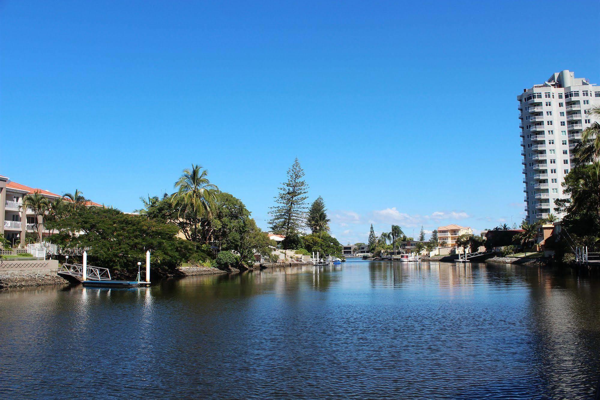 Surfers Del Rey Aparthotel Gold Coast Buitenkant foto